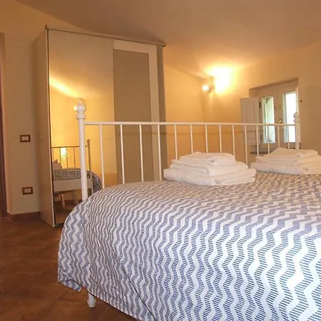 Casa Lucio Apartment *
