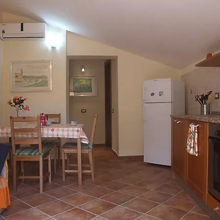 Casa Lucio Apartment *